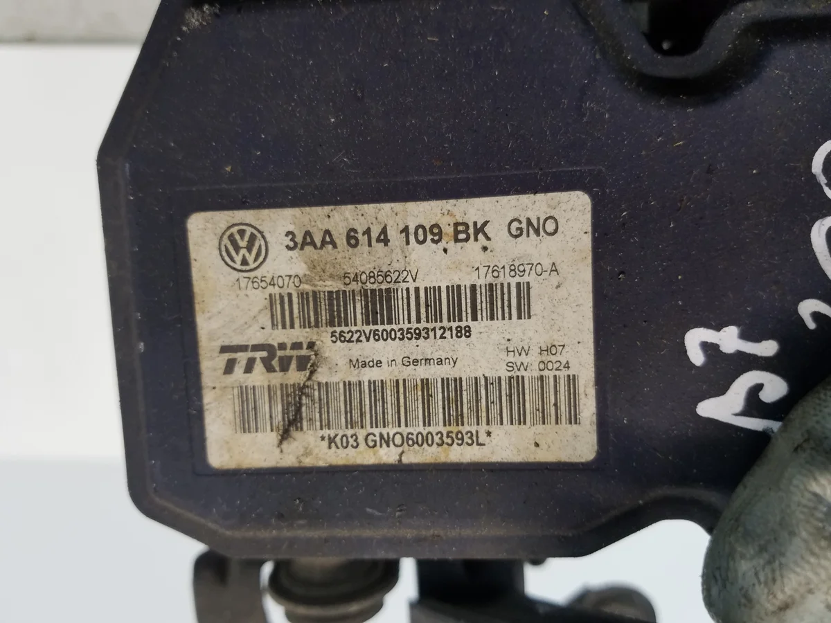 ABS-pumppu VW Passat B7 2.0 TDI 3AA614109BK POMB7FHUPARTS56755555 image 5