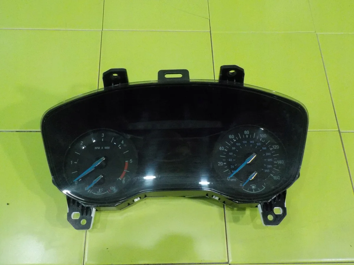 Mittaristo Ford Mondeo FS7T-10849-AHE