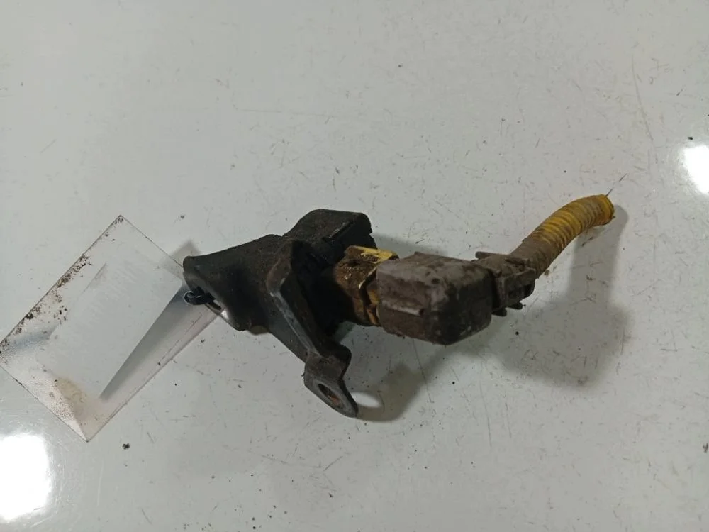 Toyota Previa Airbag Sensor 8917328020 image 4