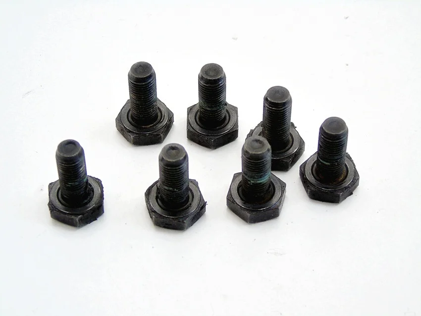 Svänghjulsskruvar Renault F4P MS14261015087