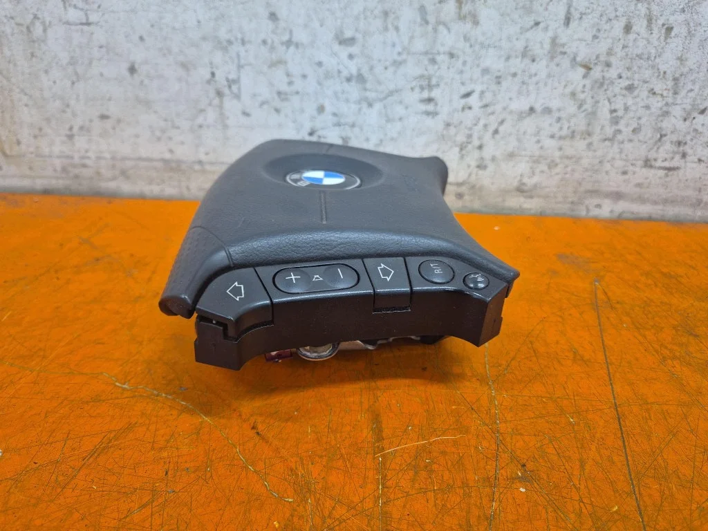 Ohjauspyörän turvatyyny BMW 320D E46 M47N 33675789309K
