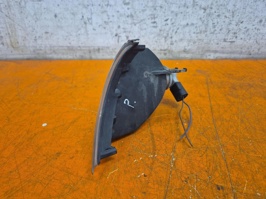 Knipperlicht Voor Rechts BMW 320D E46 7165848