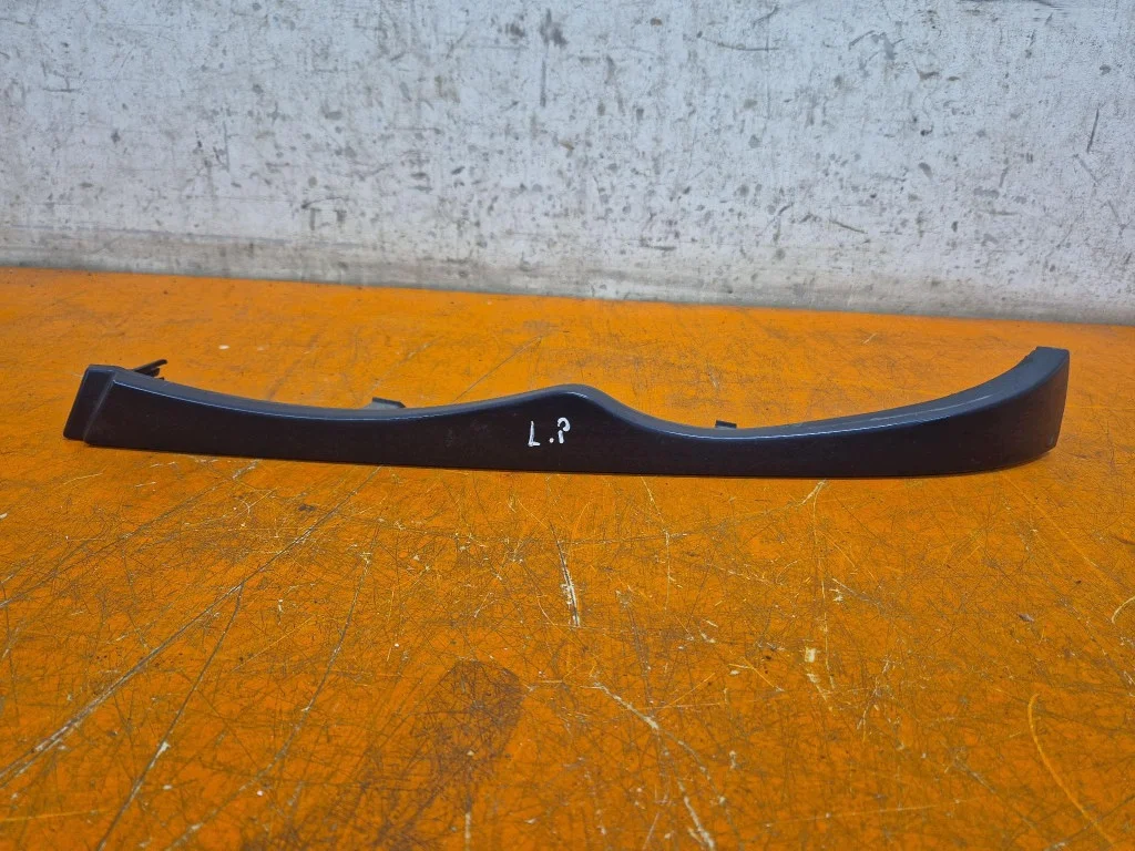 BMW 320D Moldura Parachoques 114609-13