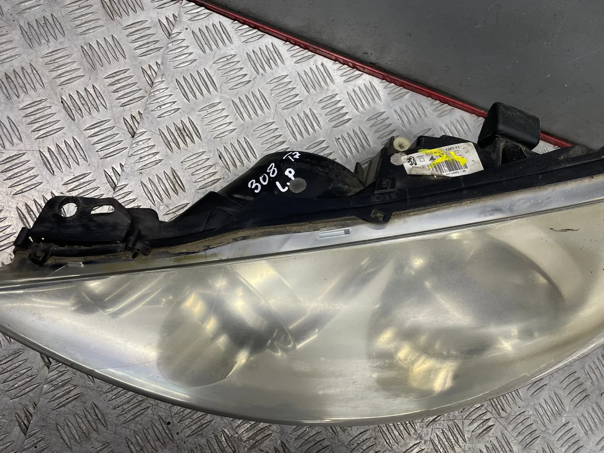 Farol Esquerdo Peugeot 308 T7 653455677865 image 3