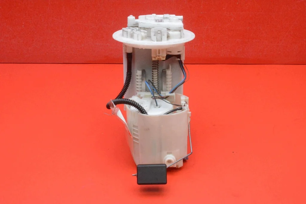 Kraftstoffpumpe 77020-02200 Toyota Auris thumbnail 1