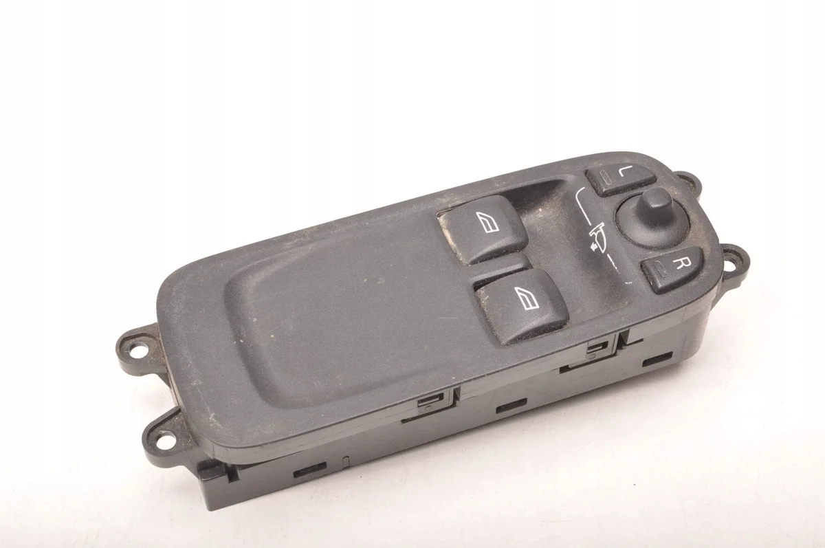Volvo C30 I 31334362 lasinnostimen kytkin vasen