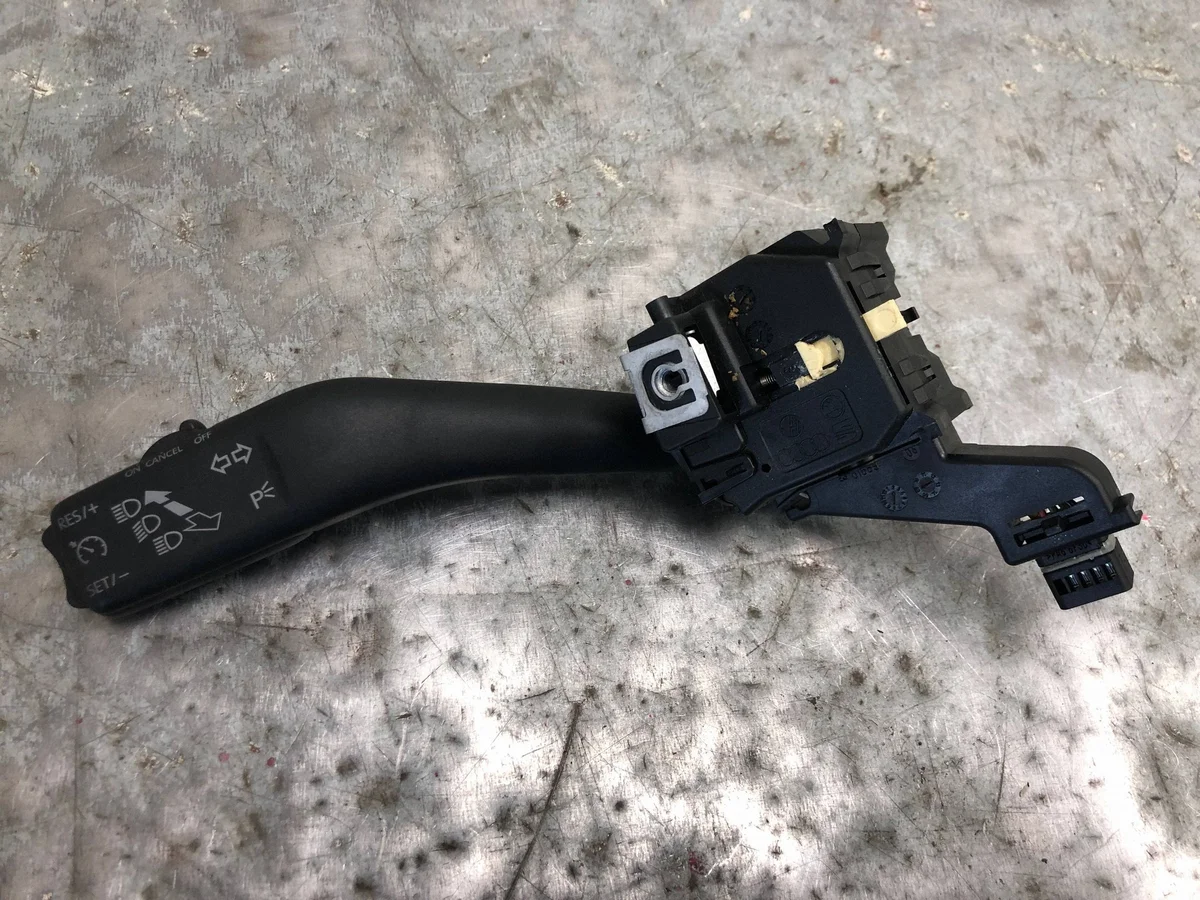 Manete Pisca Skoda Octavia Mk2 1K0953513GBILI