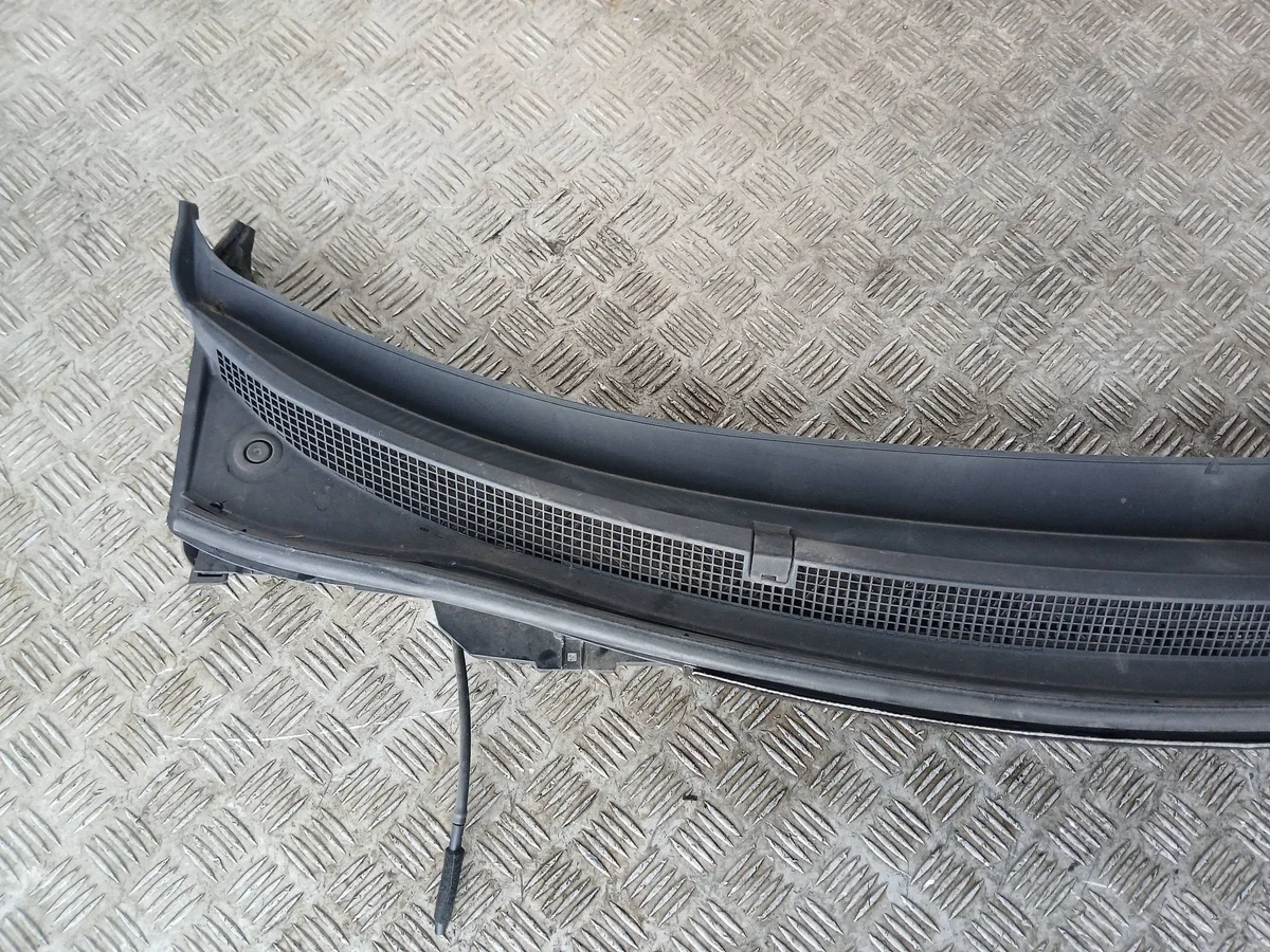 Etupaneelin muovipaneeli Nissan Qashqai J11 668624EH1A thumbnail 1