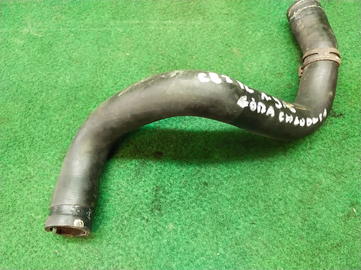Fiat Croma II 1.9 16V M-Jet Wasserleitung 51739607