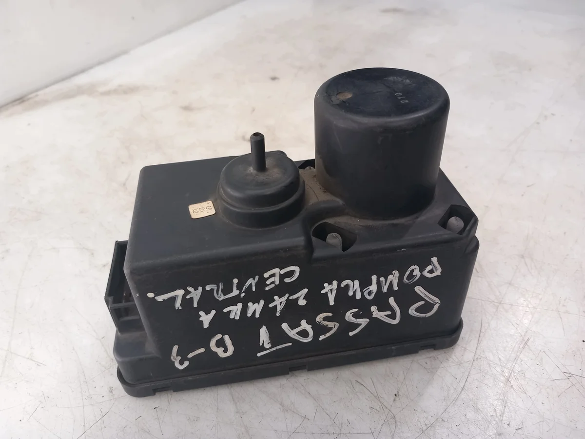 Centrale deurvergrendeling pomp Volkswagen Passat 357862257