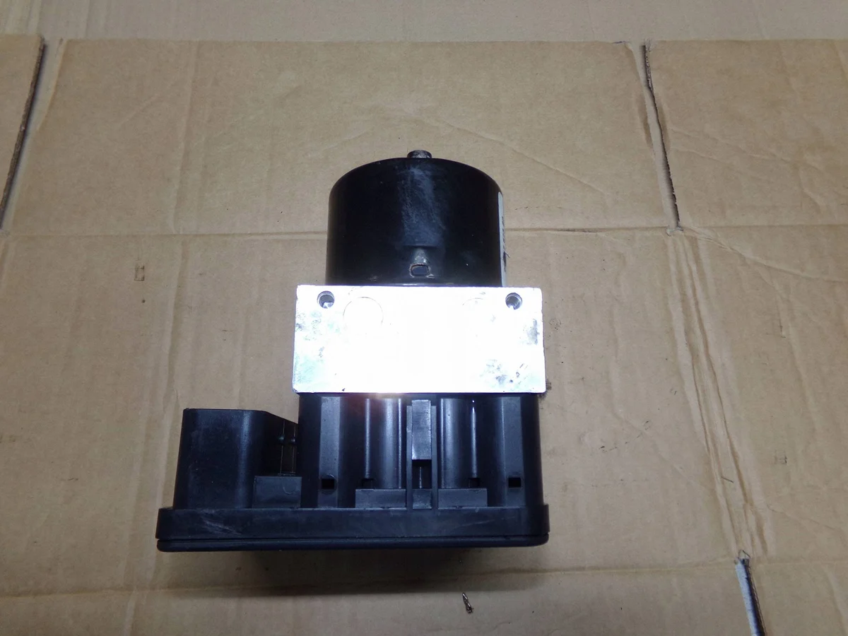 ABS-pumppu Citroen C5 2.0 HDI 10096011103 image 3