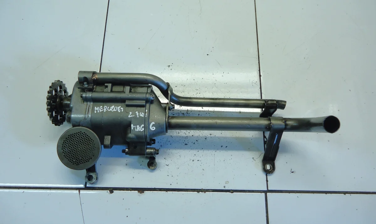 Bomba de Óleo Mercedes 2.7 CDI 6121810201