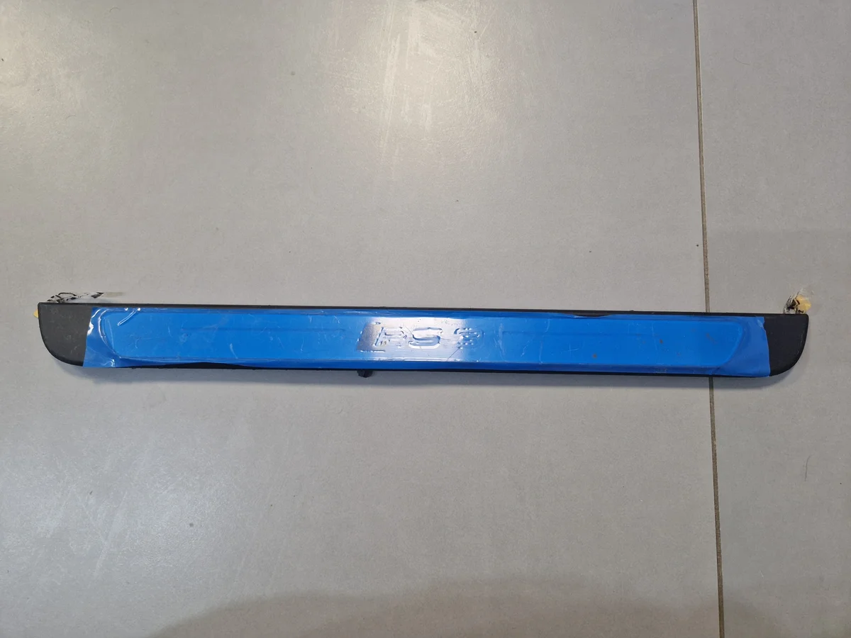 Sill Trim Strip Audi RS3 8Y0 8Y0947417B