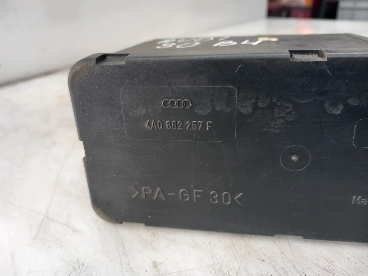 Central Locking Pump Audi 80 4A0862257F