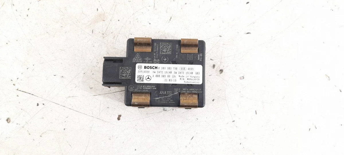 Radar Tempomat Mercedes-Benz A W177 AMG A0009053011