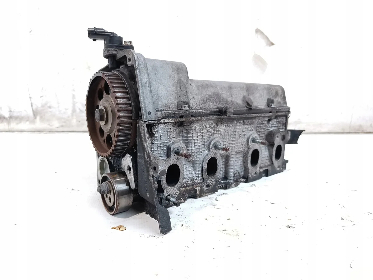 Culasse Fiat Panda Punto II 1.1 1.2 8V 55187456