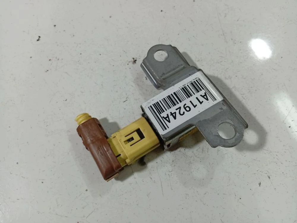 SRS-anturi Toyota Previa 8983028020 image 4