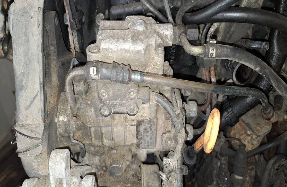 Pompa alta pressione Seat Alhambra 1.9 TDI 028130115A thumbnail 5