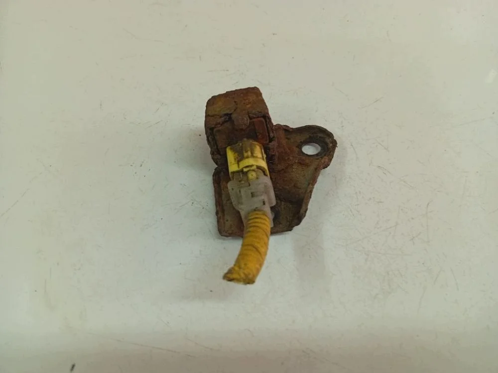 Airbag Sensor Toyota Previa 2.0L EIS3114680