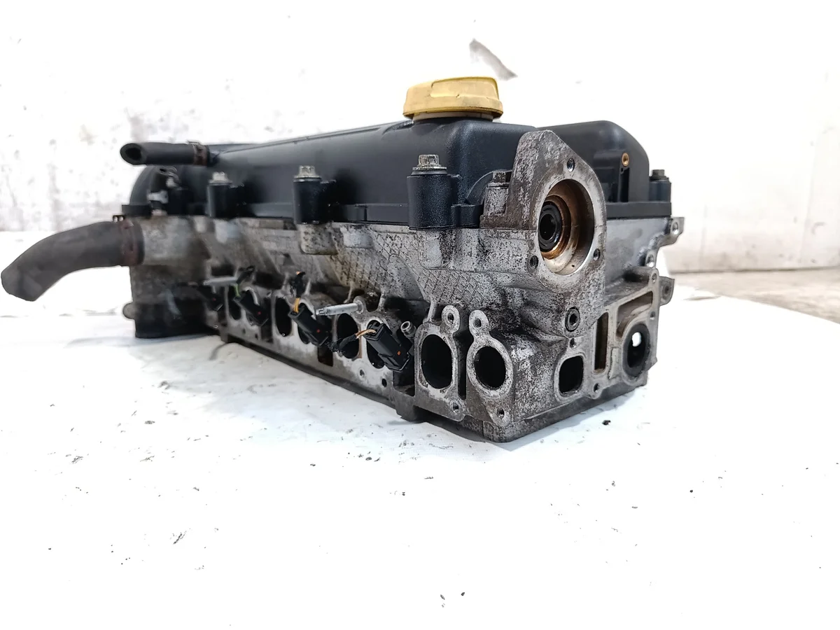 Sylinterikansi Opel Vectra C 2.2 DIRECT 55561003 image 3