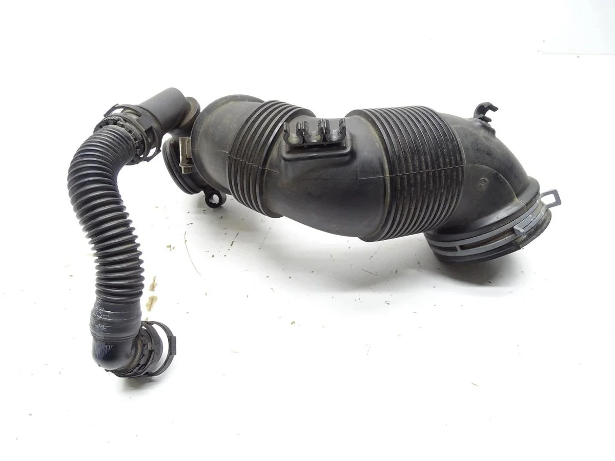 Ilmanputki Skoda Octavia III 5Q0129654E161026114022