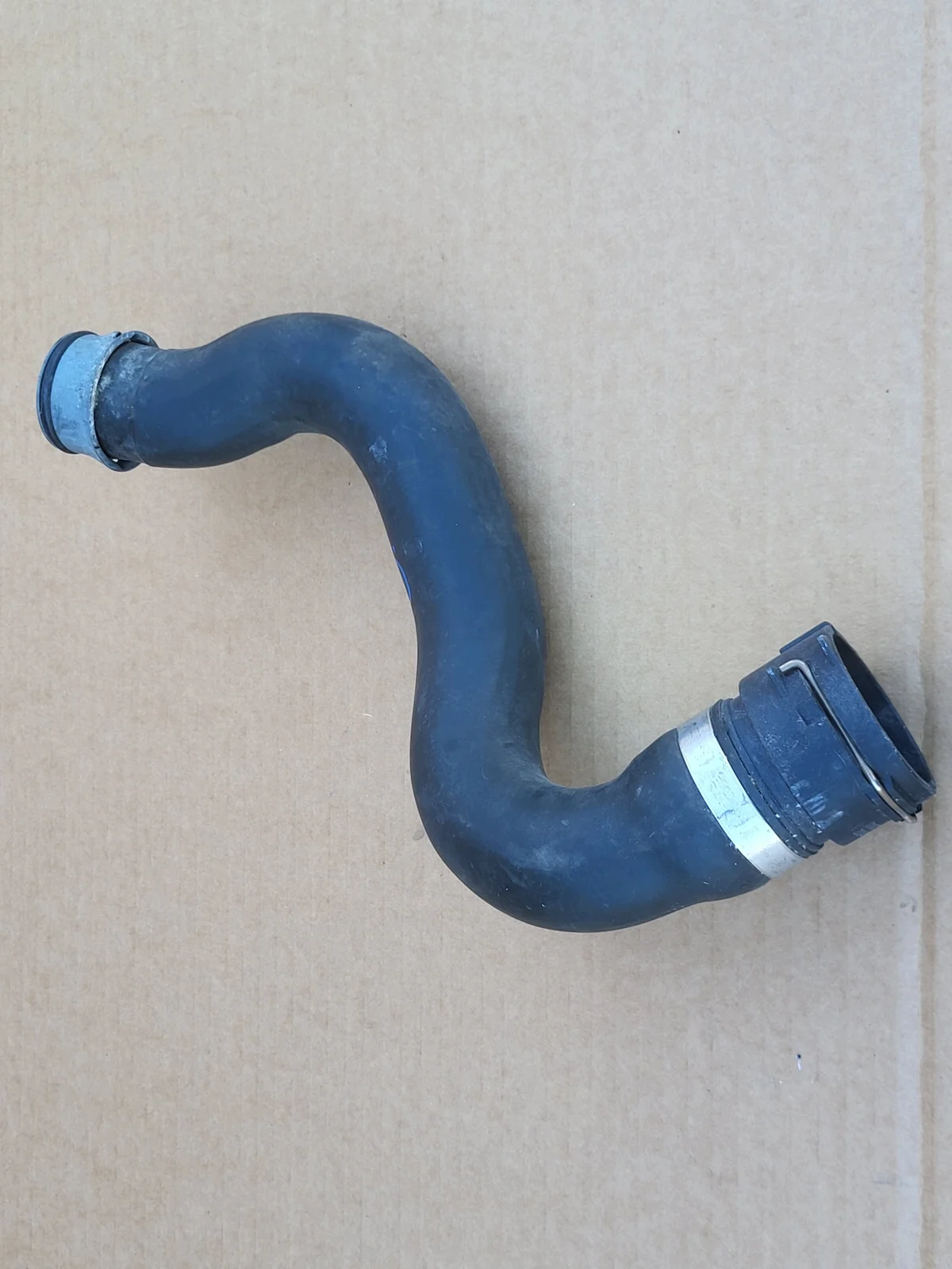 Kylarslang Mercedes V-Klass W447 A4475010482