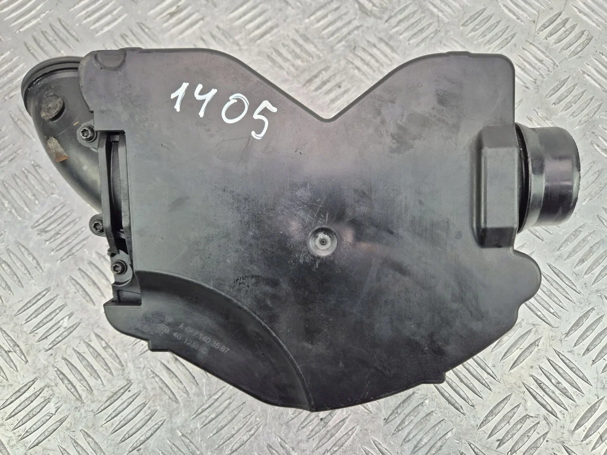 Conduite d'air Mercedes A6421403587