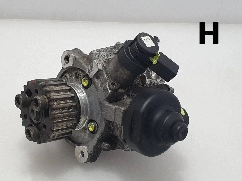Einspritzpumpe Audi A3 S3 8P 03L130755AF