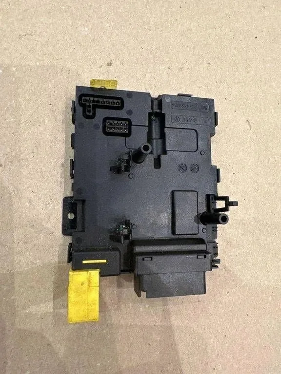 Sensor Lenkradstellung VW Passat B6 05113810 image 3