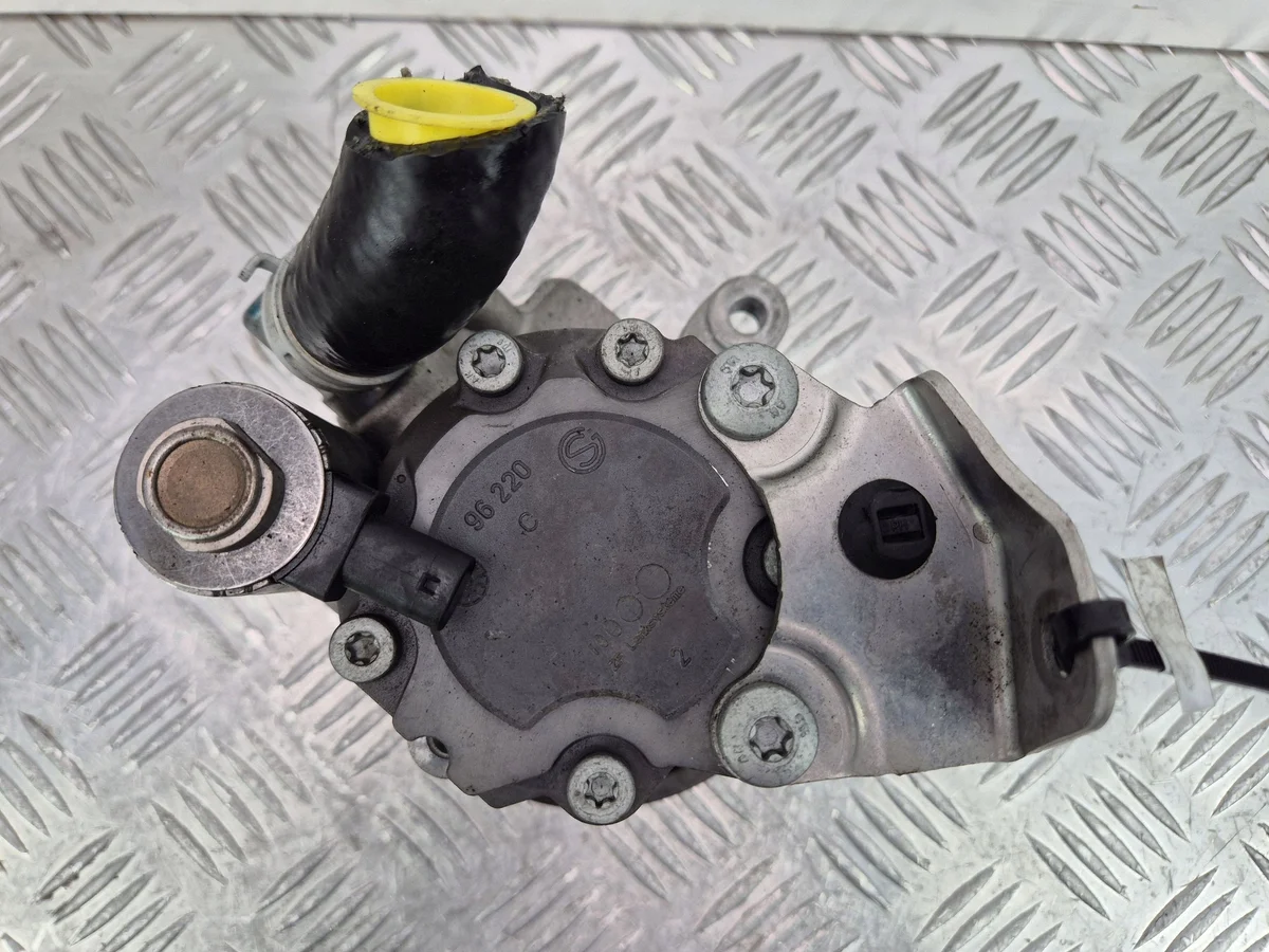 Ohjaustehostimen pumppu Mercedes-Benz A0064664801 image 6