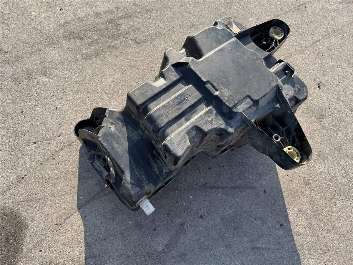 AdBlue Tank mit Pumpe Opel Combo E 1.5 BlueHDi 9832421480 image 5