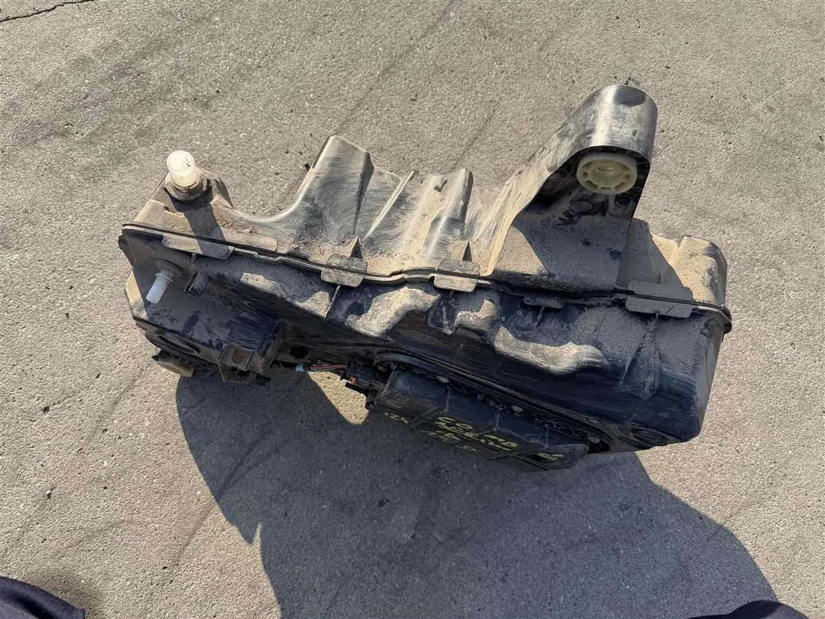 AdBlue Tank mit Pumpe Opel Combo E 1.5 BlueHDi 9832421480 image 7