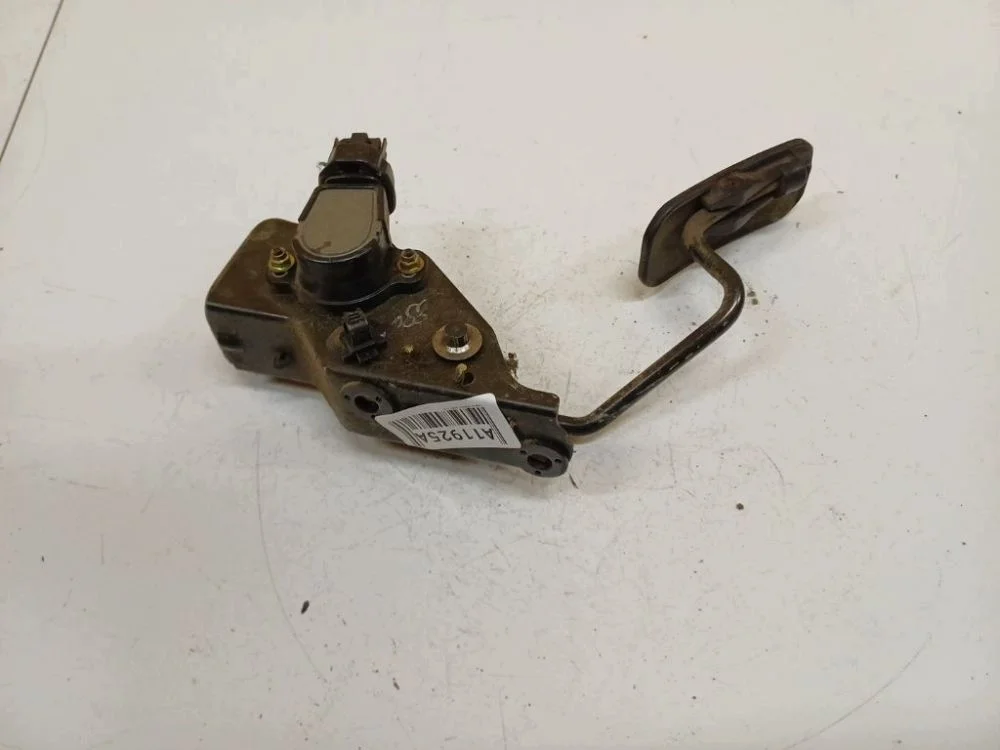 Pédale d'accélérateur électronique Toyota Previa EIS3112340 thumbnail 1