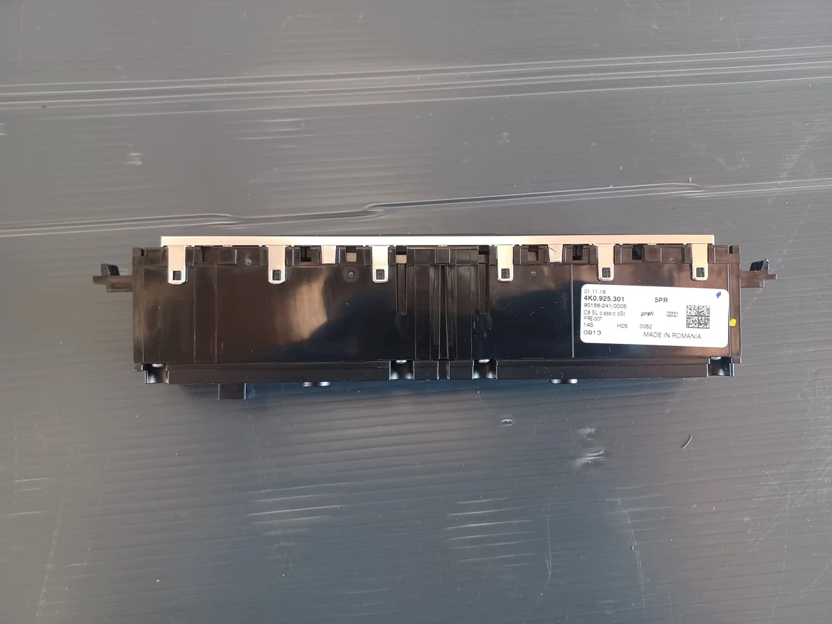 Multi-function Switch Panel Audi A6 C8 4K0925301 image 8