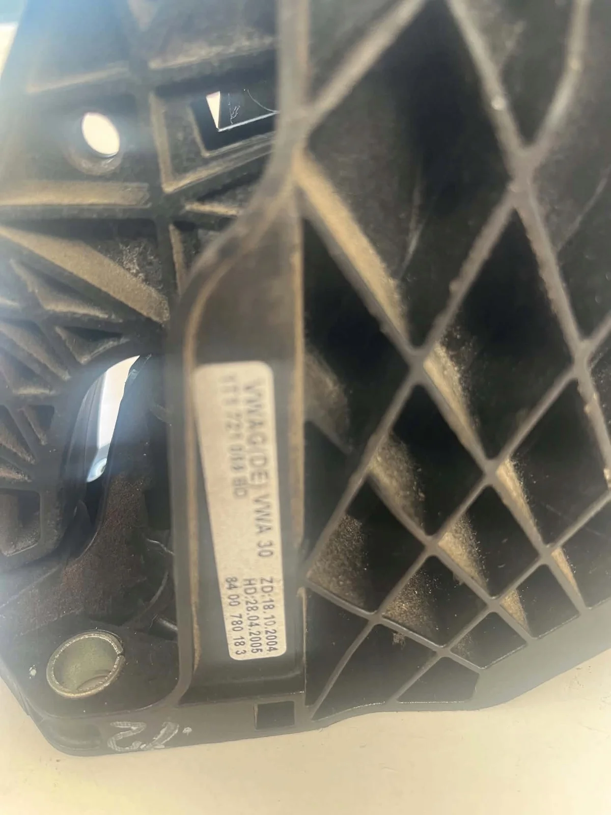 Volkswagen Caddy Kupplungspedal 1T1721321B image 3