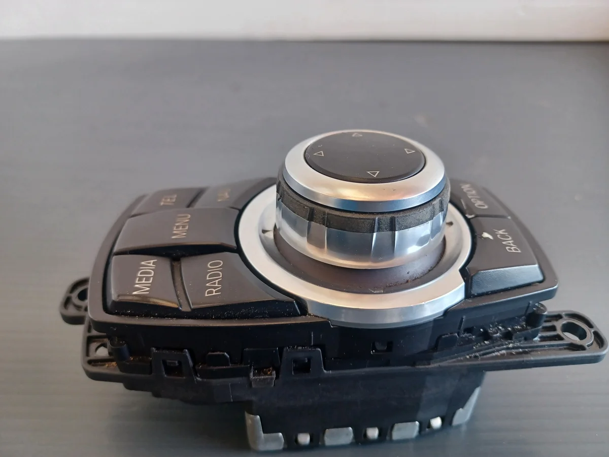 BMW F30 Commande iDrive 9286699 image 4