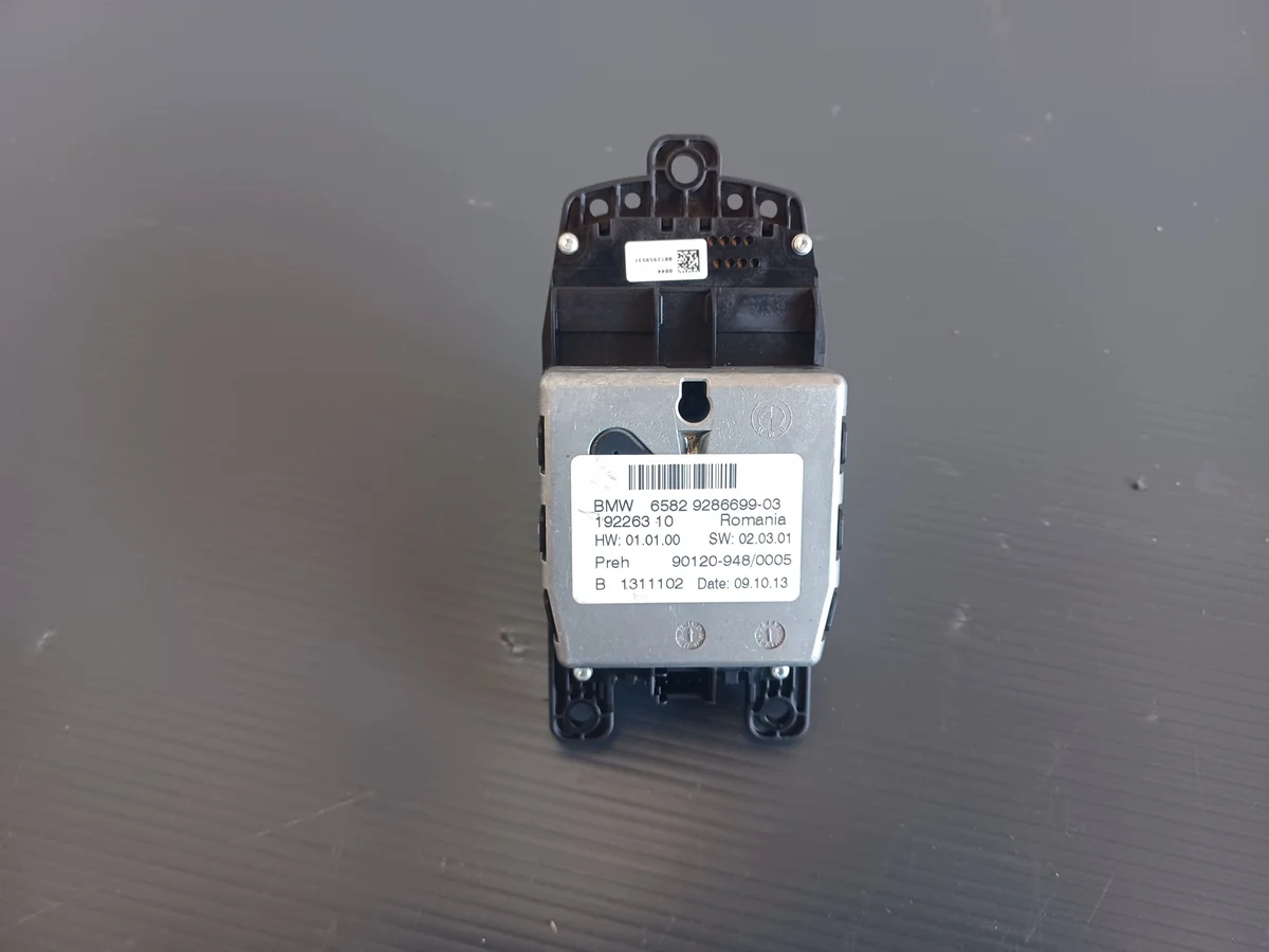 BMW F30 Commande iDrive 9286699 image 9