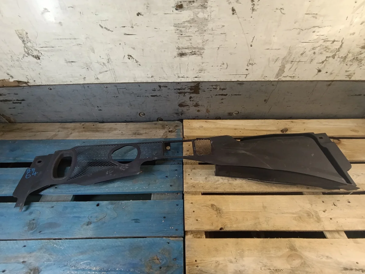 Podszybie Audi A4 S4 8K A5 S5 8T 8K1819447