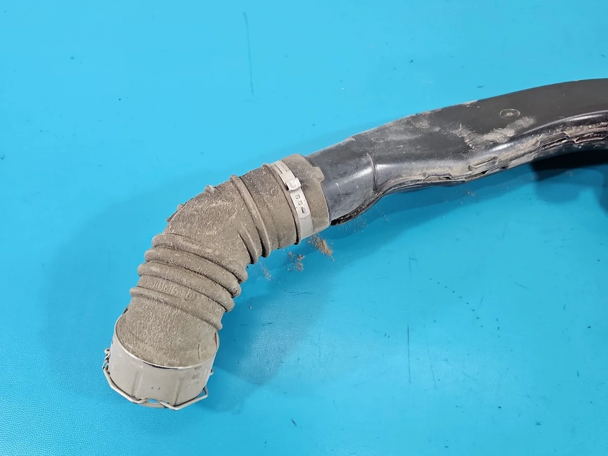 Ilmaputki Renault Clio V 1.6 16V 279307480R