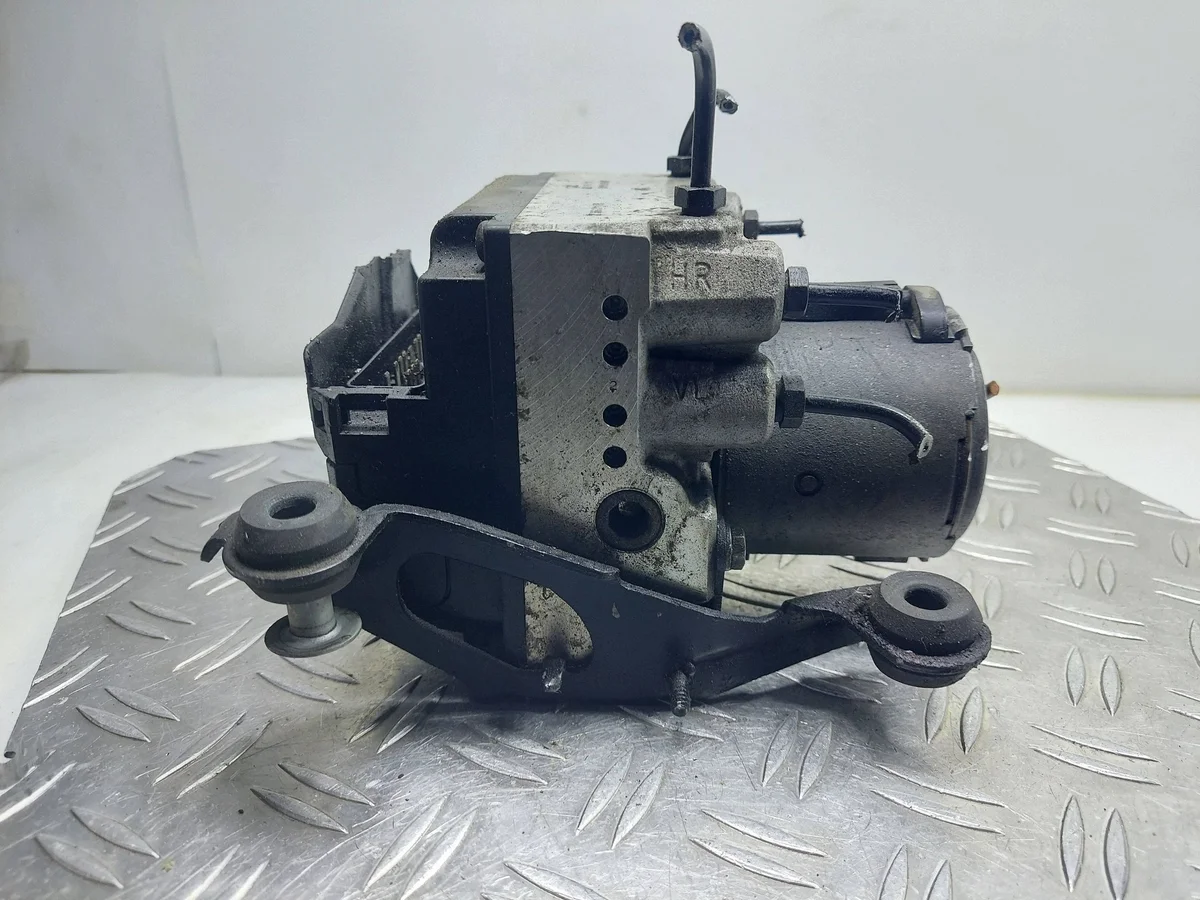 Pompa ABS Audi A4 B5 0265214002 image 5