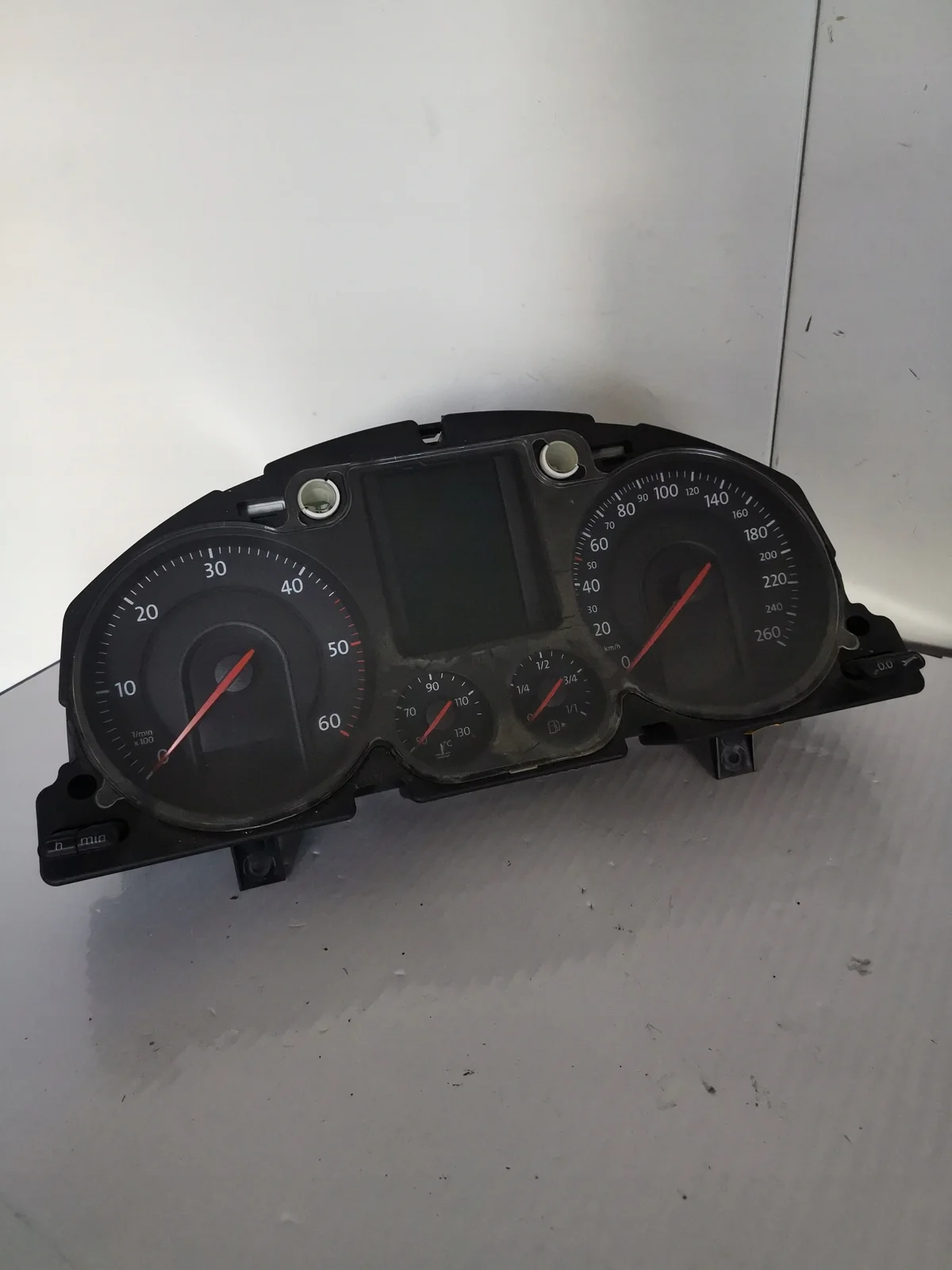 Kombiinstrument VW Passat B6 2.0 TDI 3C0920871E
