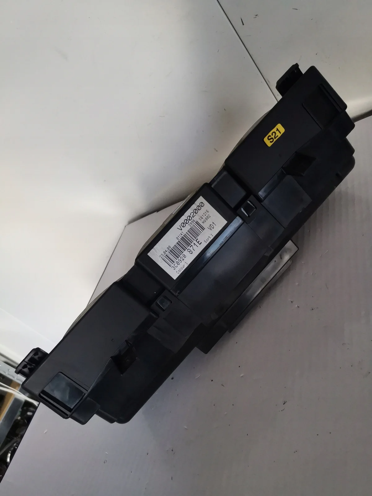 Mittaristo VW Passat B6 2.0 TDI 3C0920871E