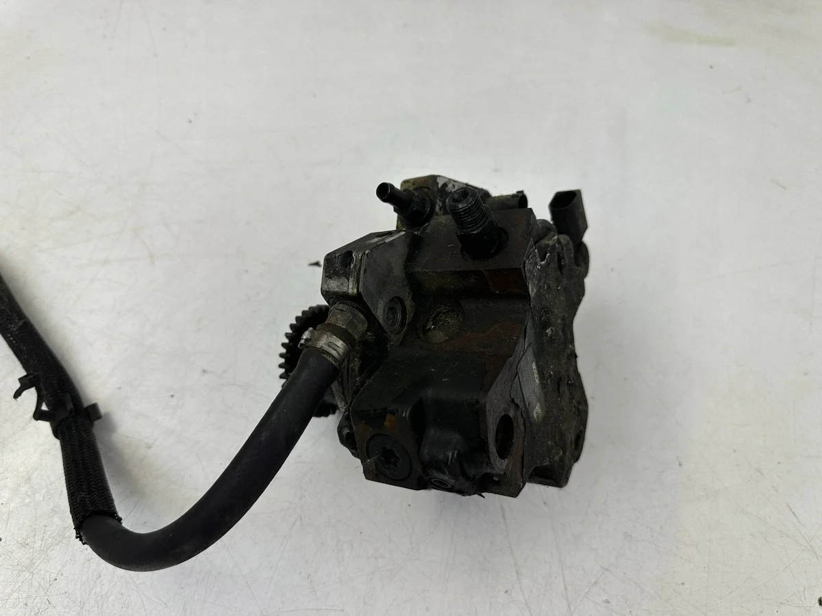 Einspritzpumpe Mercedes A6420700201 3.0 CDI image 4