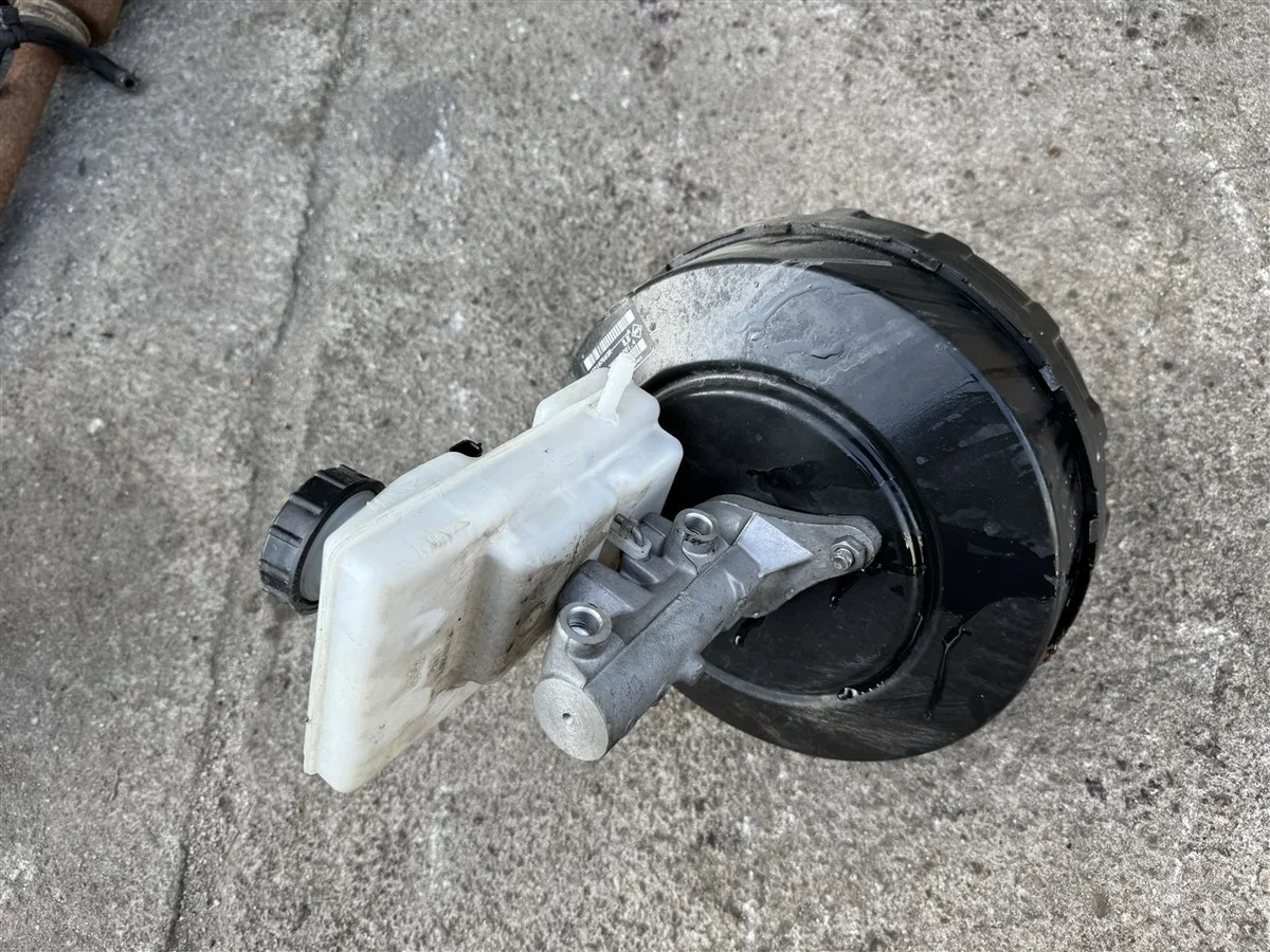 Bromsservo Renault Master IV 2.3 DCI 472107603R image 5