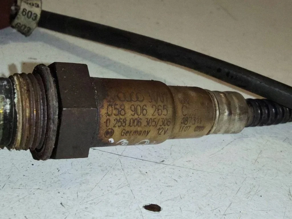 Lambdasonde VW Passat B5 0258006305 image 4