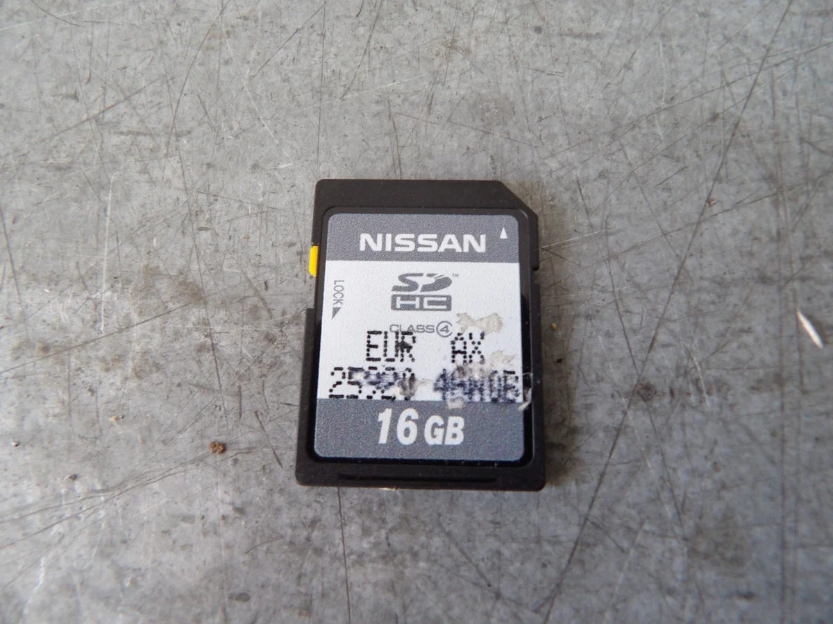 Carte mémoire Navi Infiniti Q30 M0T0C0MPL3XXX