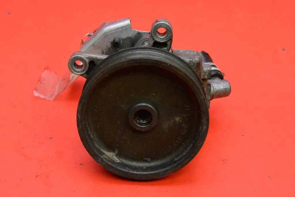 Ohjaustehostimen pumppu Mercedes S-W221 3.0 CDI