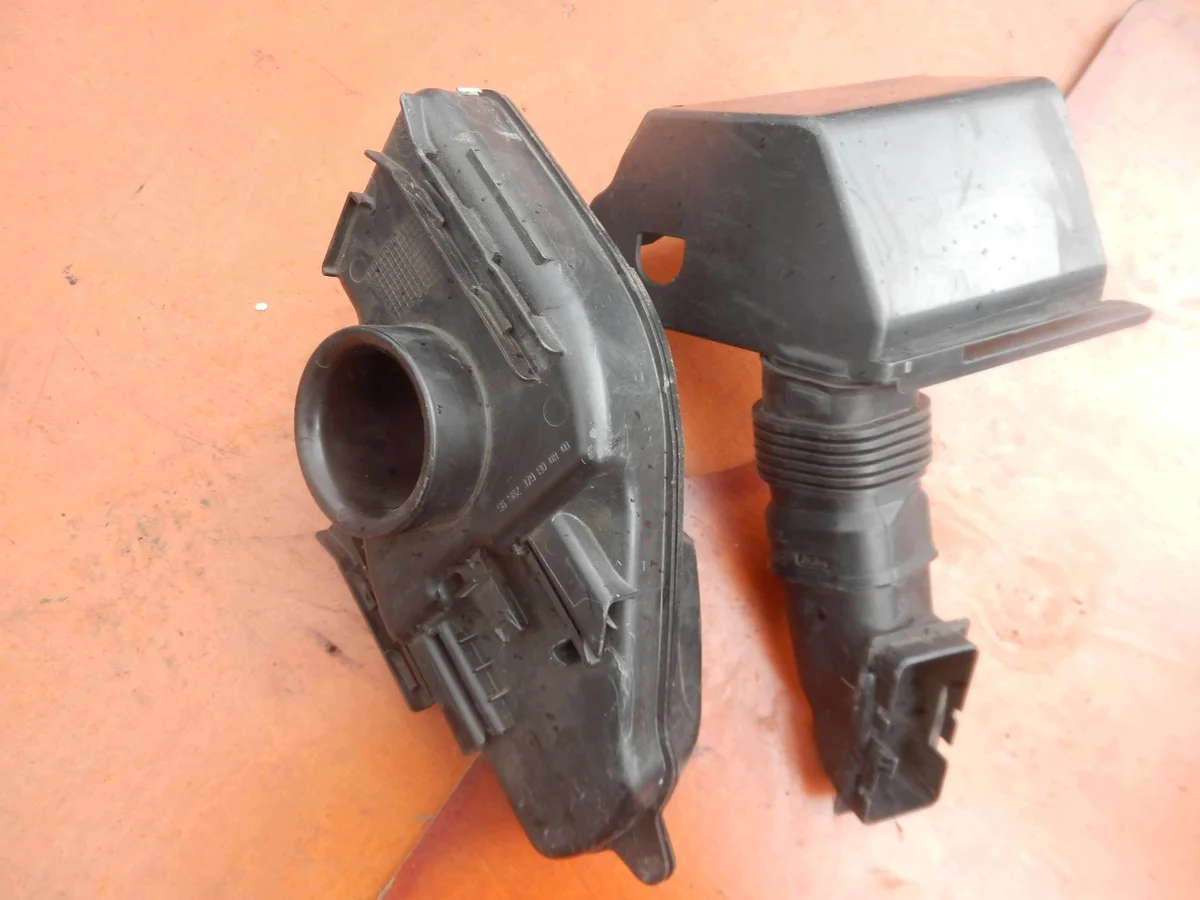 Ilmanotto Citroen DS4 1.6THP 9656237980