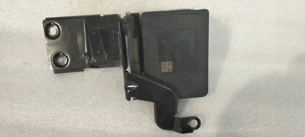 Pompa ABS VW Passat B8 5Q0614517CG image 3
