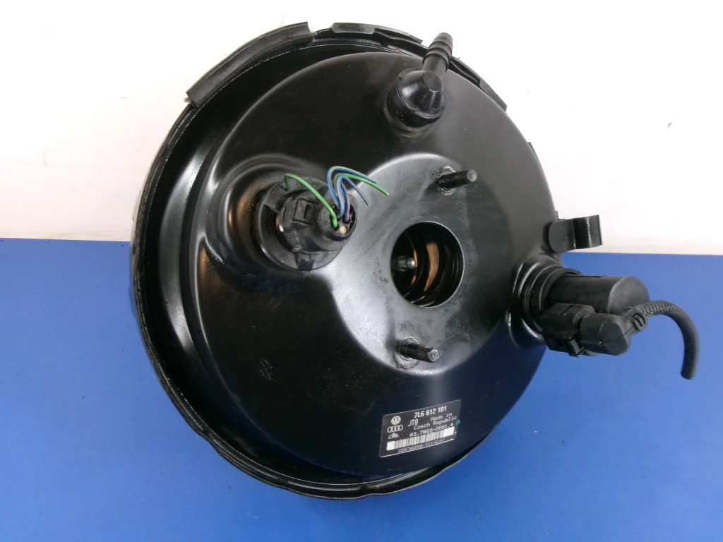 VW Touareg Bromsservo 7L6612101